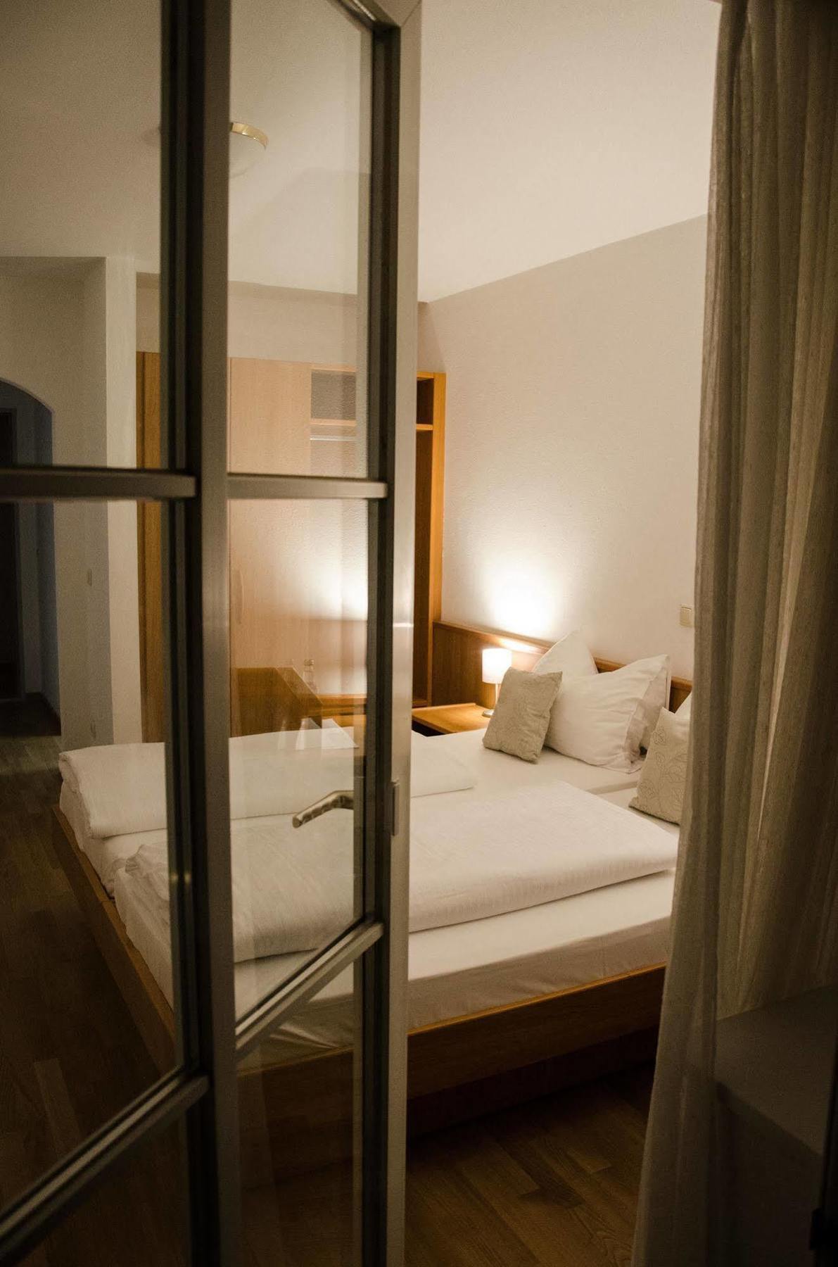 Hotel Blaue Traube Schongau Luaran gambar